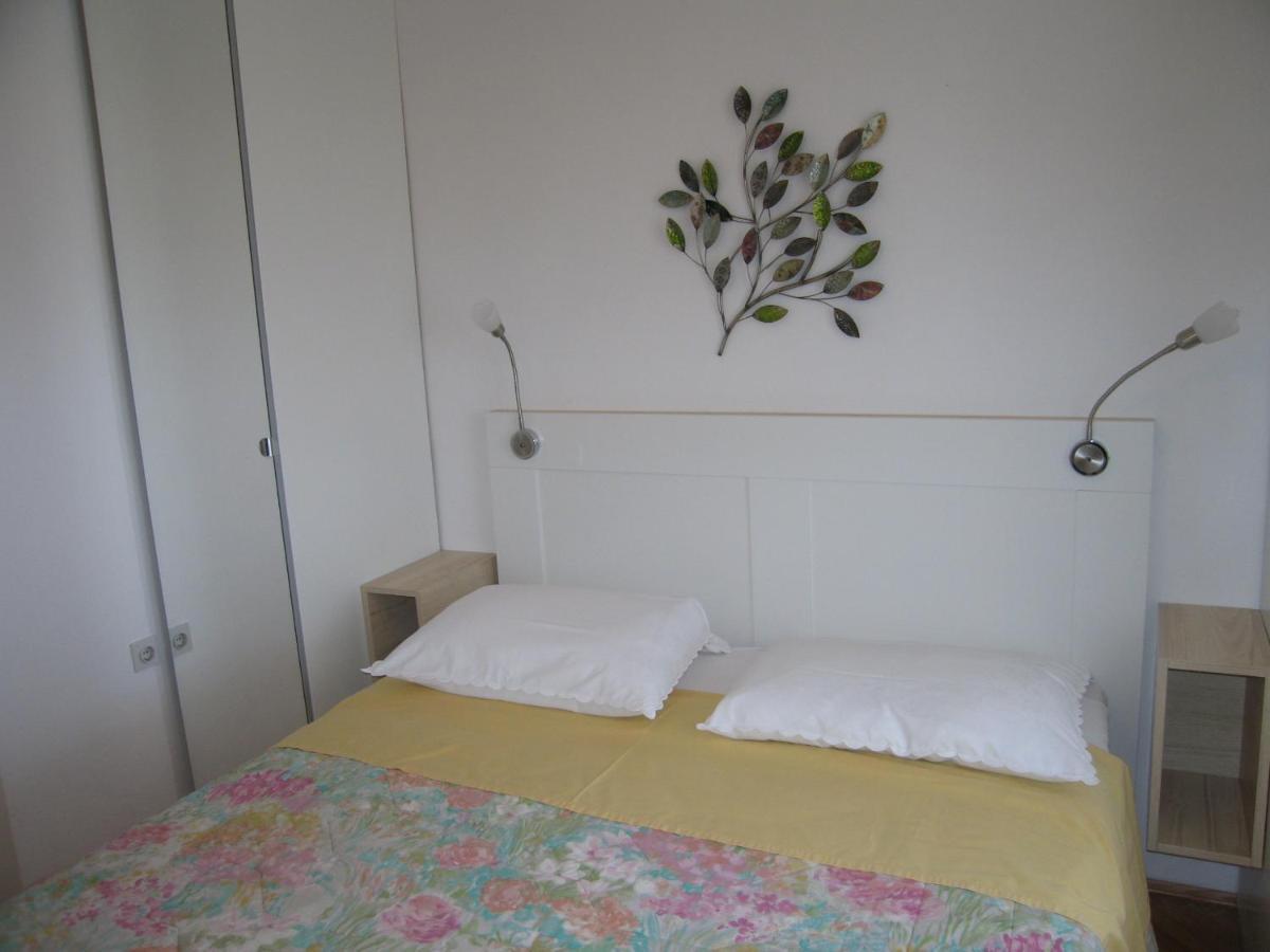 Apartment Petrinic V Pula Extérieur photo
