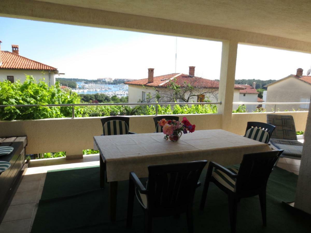 Apartment Petrinic V Pula Extérieur photo
