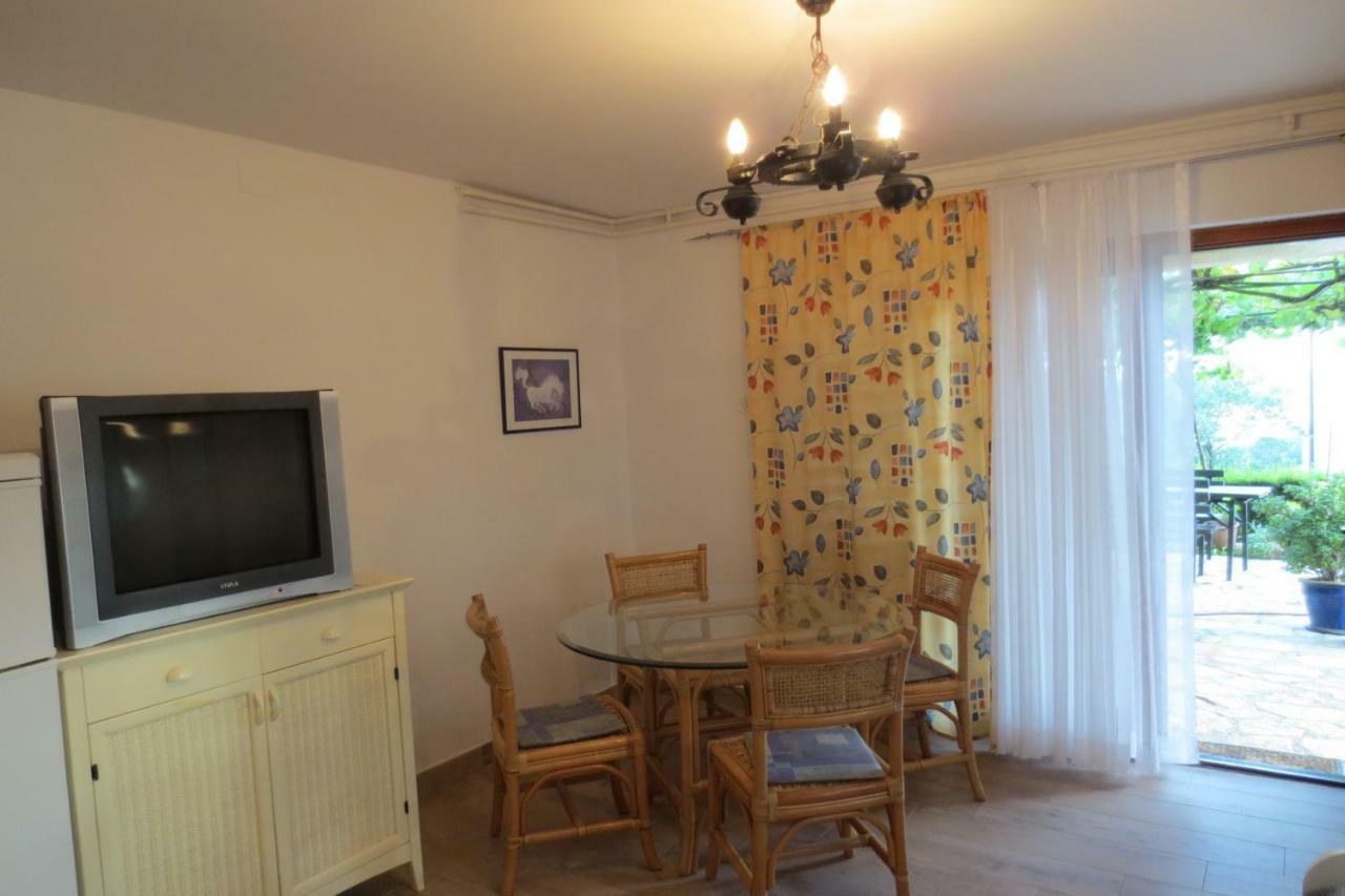 Apartment Petrinic V Pula Extérieur photo